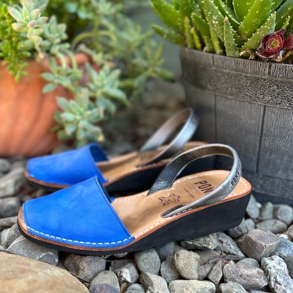 PONS Sandals